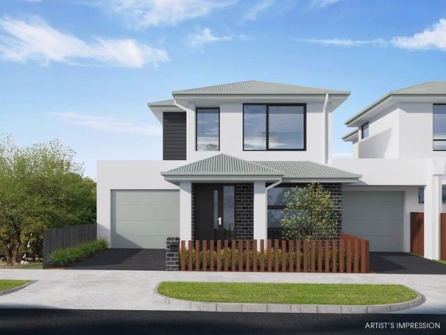 Townhouse for sale in Altona North