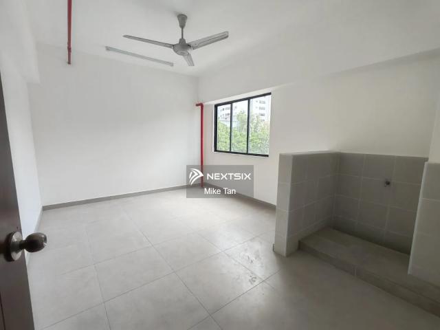 Warehouse for rent in Petaling, Alam Impian