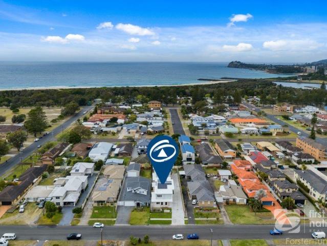 Townhouse for sale in Tuncurry, New South Wales
