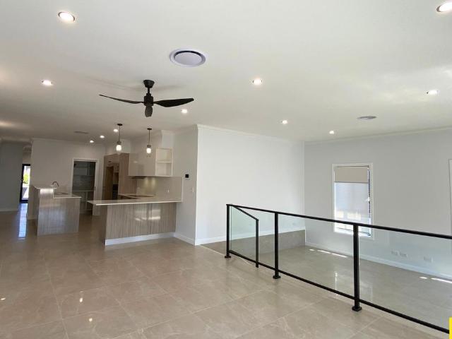 House for rent in Wollongong West, New South Wales