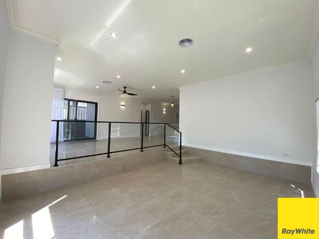 House for rent in Wollongong West, New South Wales