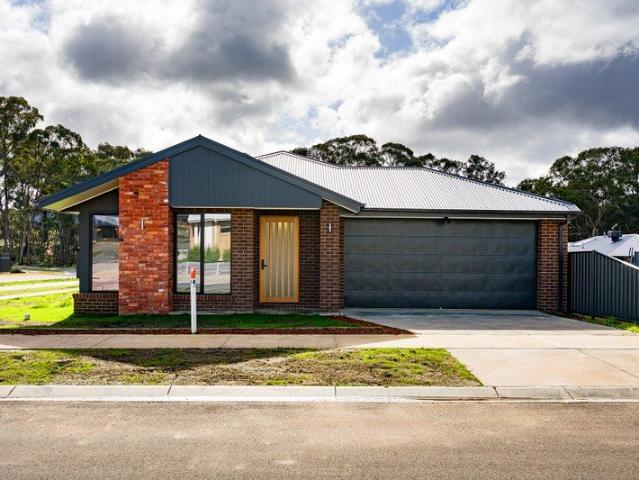 House for rent in Muckleford, Victoria