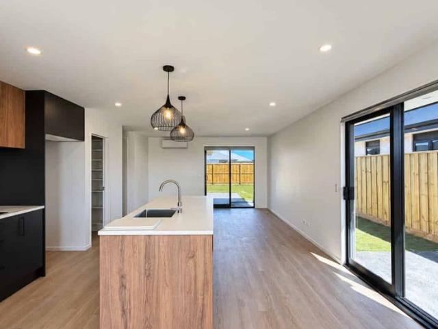House for rent in Irwell, Canterbury