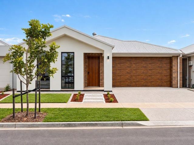 House for sale in Andrews Farm, Adelaide