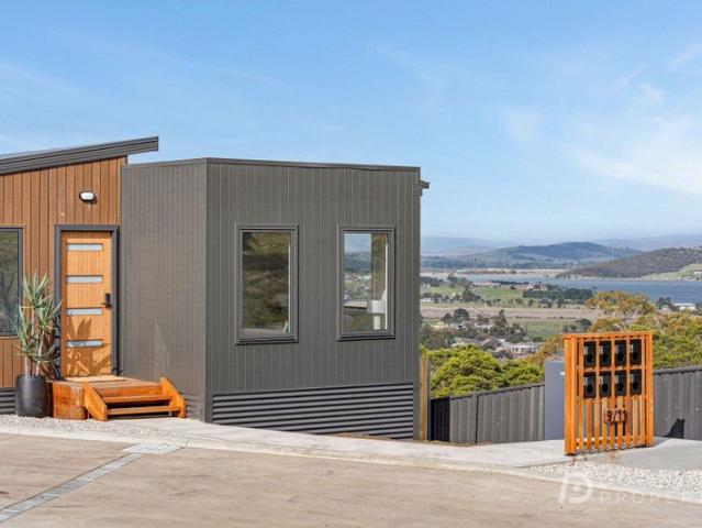 House for sale in Howrah, Hobart