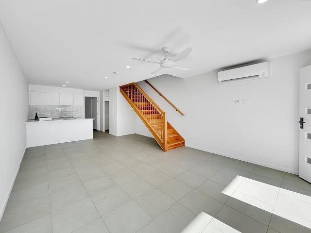 Apartment for rent in Kings Creek, Queensland