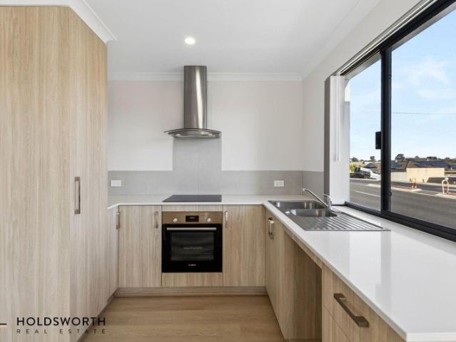 Villa for rent in Stirling, Western Australia