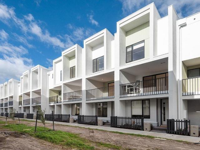 Townhouse for rent in Camerons Creek, Victoria