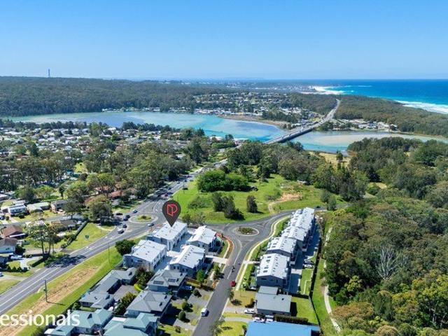 Townhouse for sale in Bungalow Park, Burrill Lake