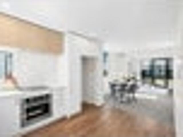 Townhouse for sale in Days Bay, Wellington