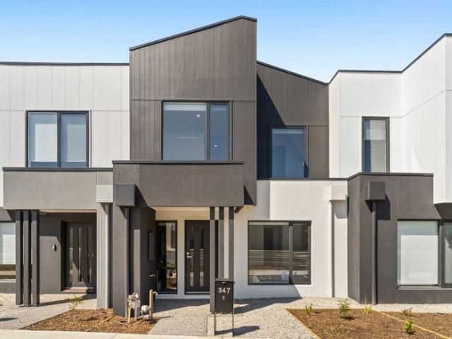 House for sale in Alira Estate, Melbourne