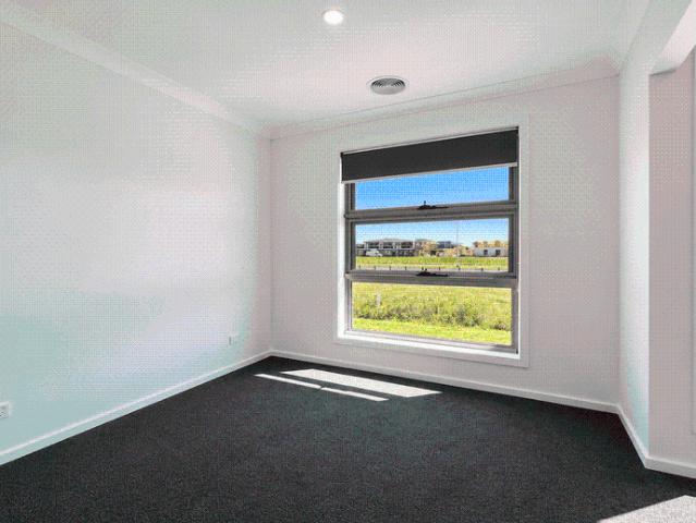 House for rent in Armstrong Creek, Geelong