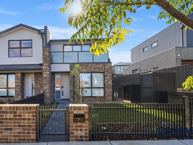 Townhouse for rent in Camerons Creek, Victoria