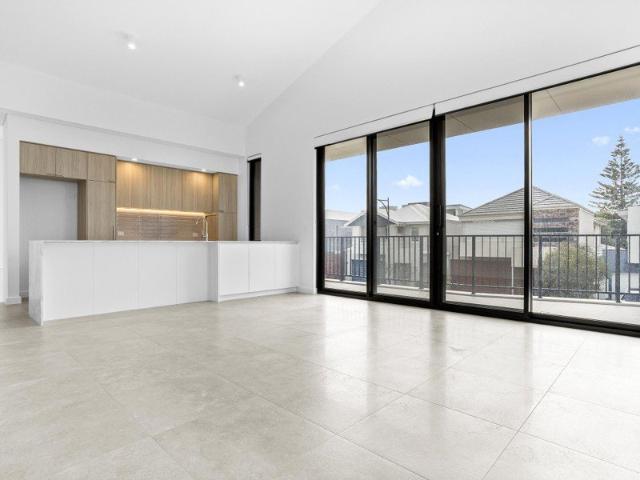 Townhouse for rent in North Coogee, Western Australia