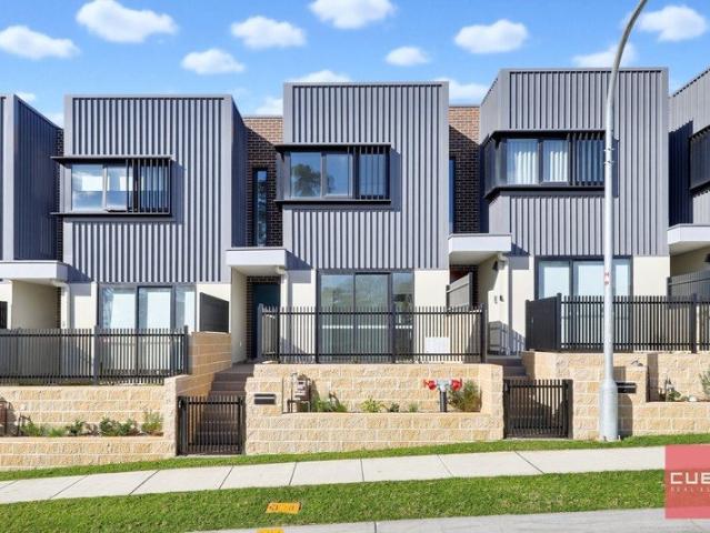 Townhouse for rent in Sydney, New South Wales