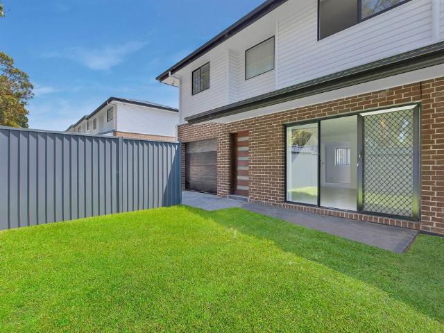 Townhouse for rent in Central Coast Mc