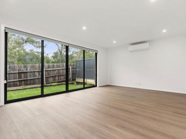 Townhouse for rent in Camerons Creek, Victoria