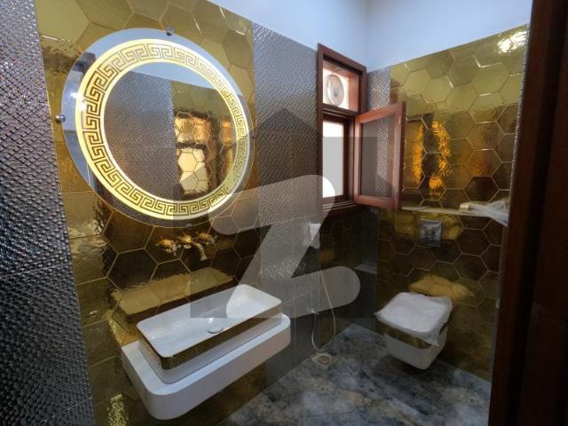 House for sale in 8 ڈی ایچ اے فیز, کراچی ڈویژن