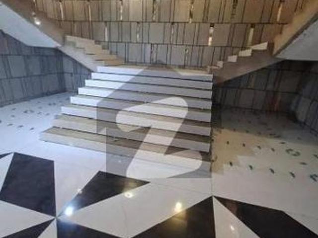 Apartment for rent in Clifton, North Waziristan