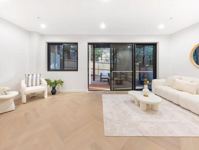 Townhouse for rent in Sydney, New South Wales