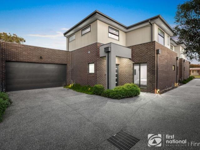 Townhouse for sale in Camerons Creek, Victoria