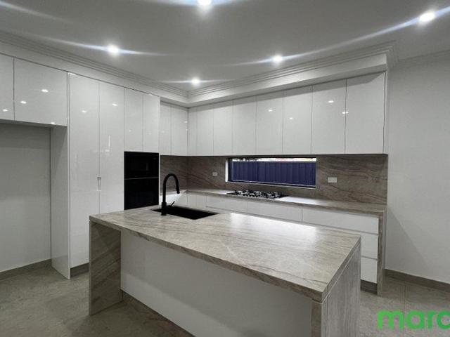 Duplex for rent in Sydney, New South Wales