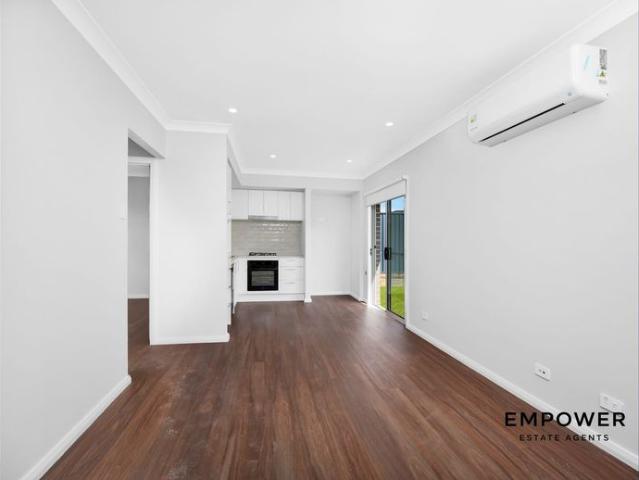 House for rent in Claymore, Sydney