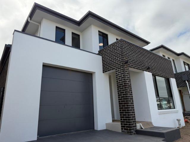 House for rent in Rouse Hill, Sydney
