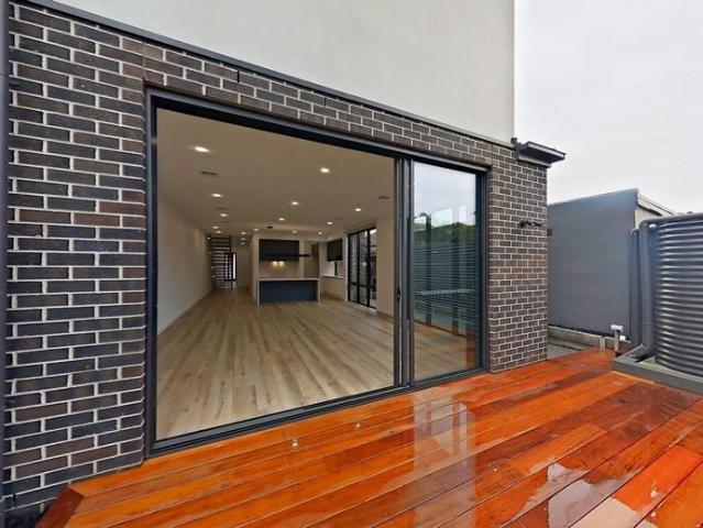 Townhouse for rent in Camerons Creek, Victoria