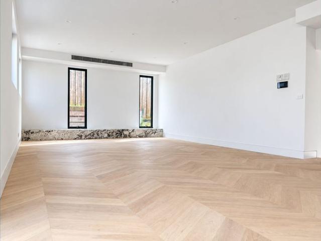 House for rent in Surrey Hills, Melbourne