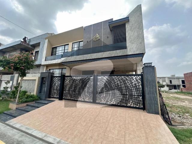 House for sale in تحصیل فیصل آباد شہر, فیصل آباد ڈویژن