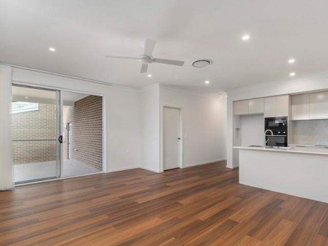 Townhouse for rent in Corrimal, Wollongong City Council