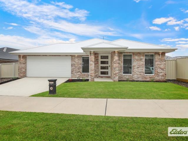 House for rent in West Wodonga, Victoria