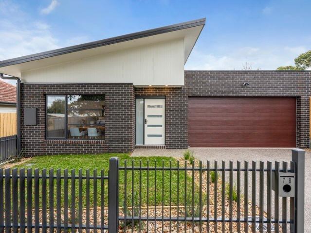 Townhouse for sale in Geelong, Victoria