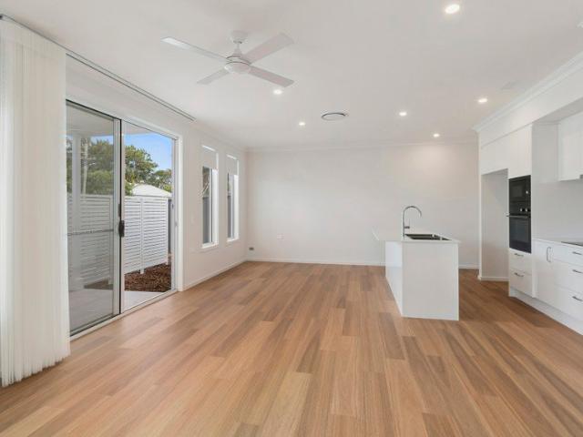 Townhouse for rent in Corrimal, Wollongong City Council
