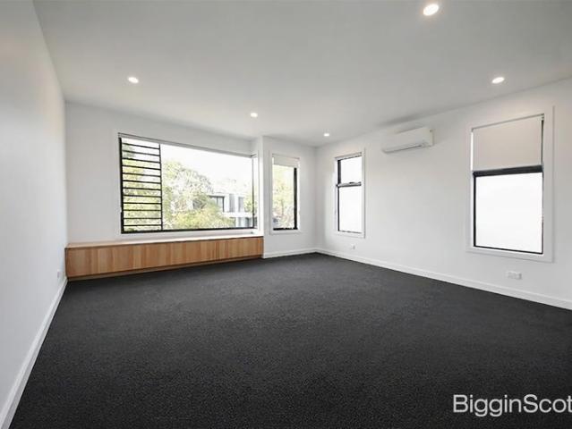 Townhouse for rent in Camerons Creek, Victoria