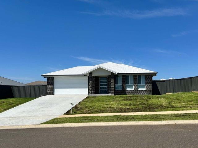 House for rent in Moore Creek, Tamworth Regional Council