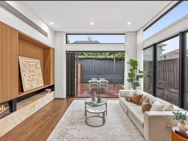 Townhouse for rent in Camerons Creek, Victoria