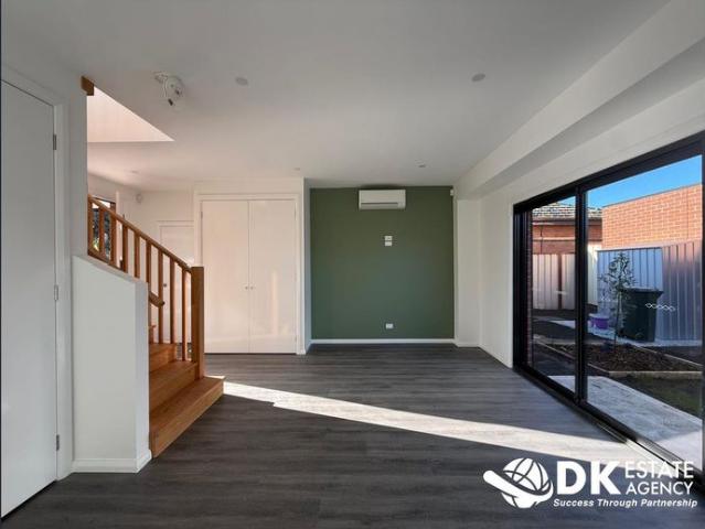 Townhouse for rent in Camerons Creek, Victoria