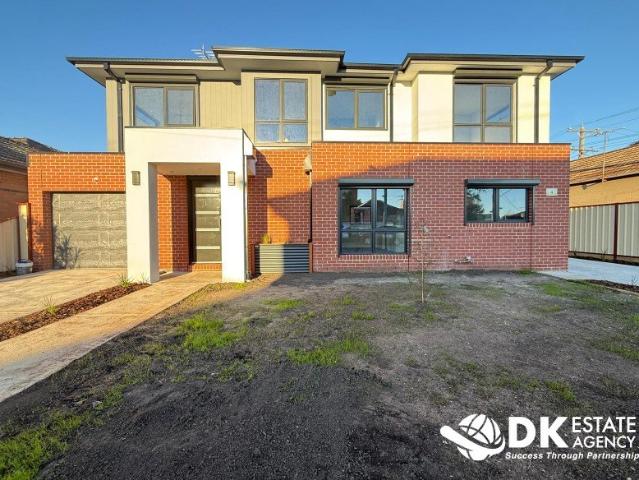 Townhouse for rent in Camerons Creek, Victoria