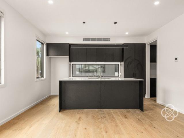 Townhouse for rent in Speers Point, Newcastle-Maitland