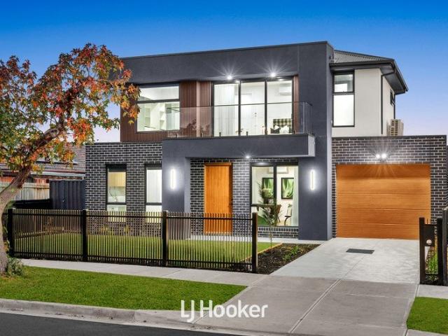 Townhouse for sale in Camerons Creek, Victoria