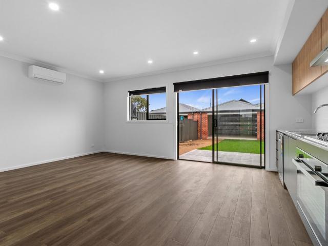 House for rent in Mason Quarter, Melbourne