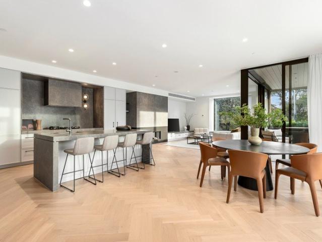 Apartment for sale in East Melbourne, Melbourne