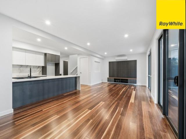 Townhouse for rent in Woden, Australian Capital Territory