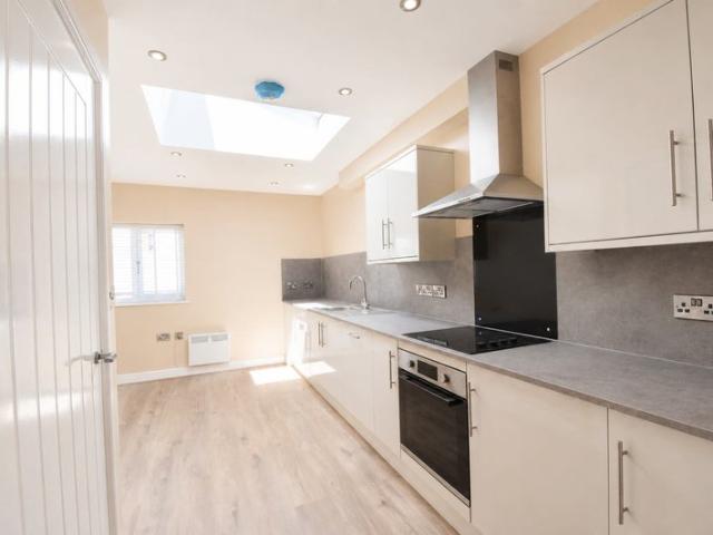 Apartment for rent in Bede Island, Old Wharf