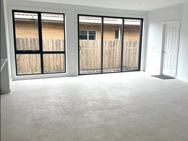 Townhouse for rent in Camerons Creek, Victoria