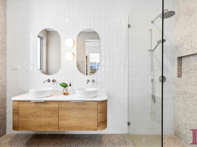 Townhouse for sale in Sutherland, New South Wales