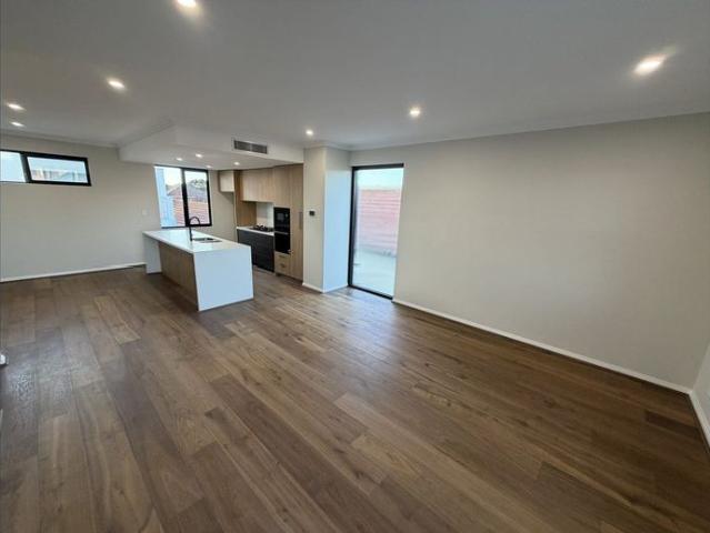 Townhouse for rent in Stirling, Western Australia