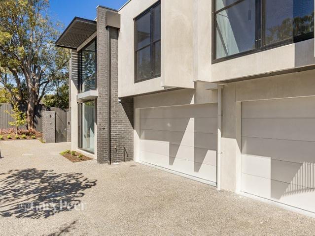 Townhouse for rent in Bentleigh, Melbourne